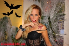 4829-silvia-hallowen